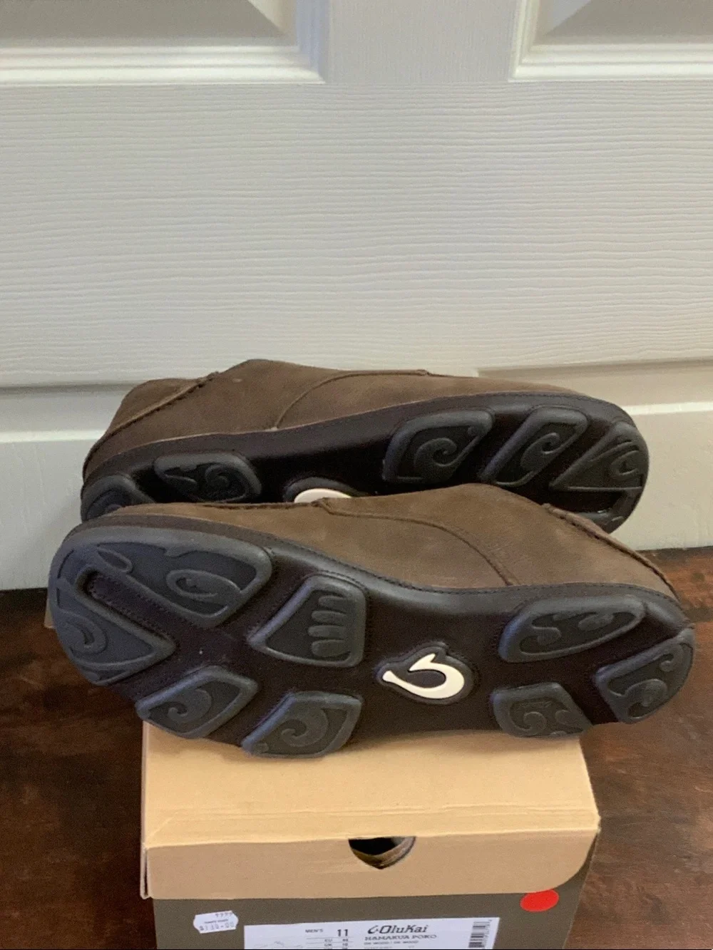 OluKai Men's Brown Leather Boat Shoes HAMAKU POKO